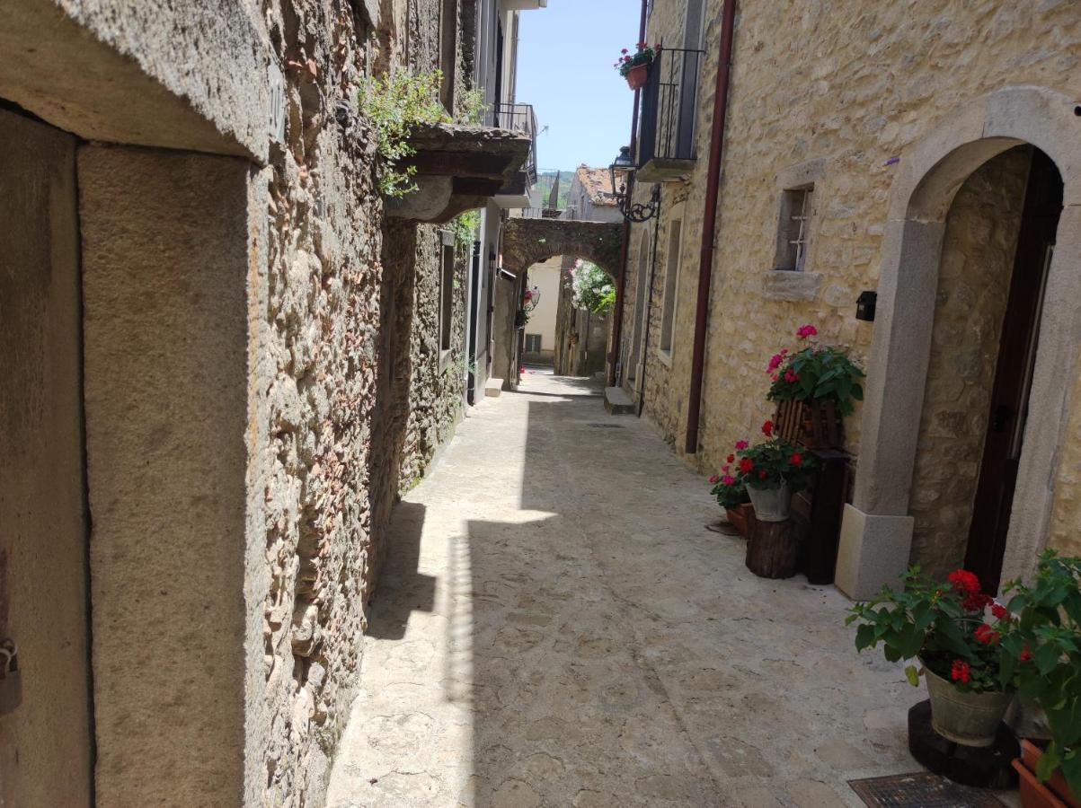 B&B Villa Argimusco Montalbano Elicona Kültér fotó